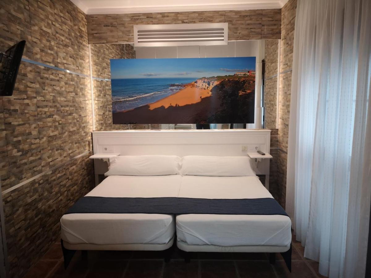 Hostal Costa De La Luz Conil De La Frontera Exteriör bild